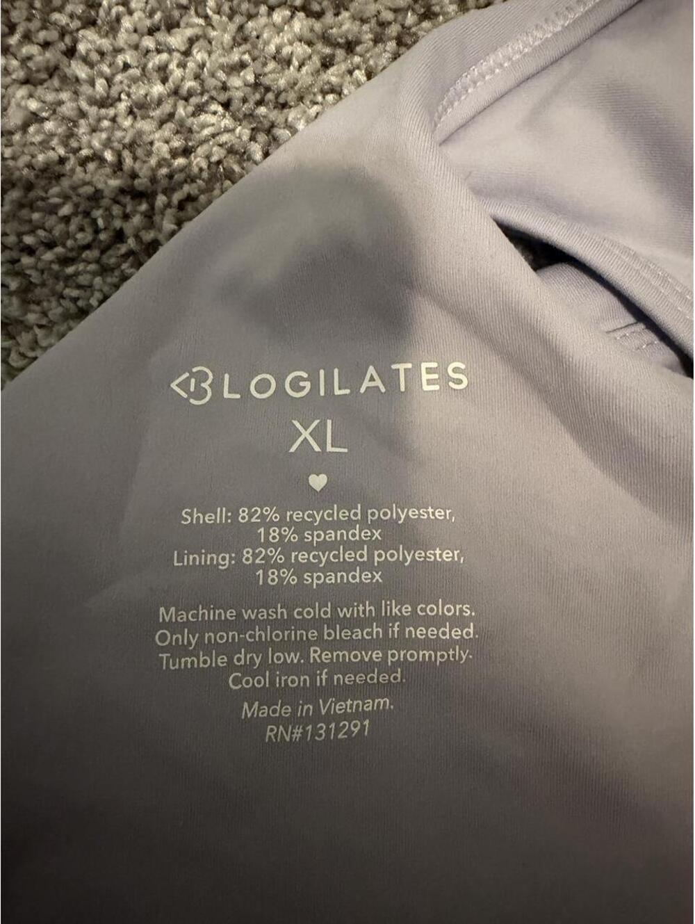 Blogilates Lavender Sports Bra Racerback - Picture 4 of 4